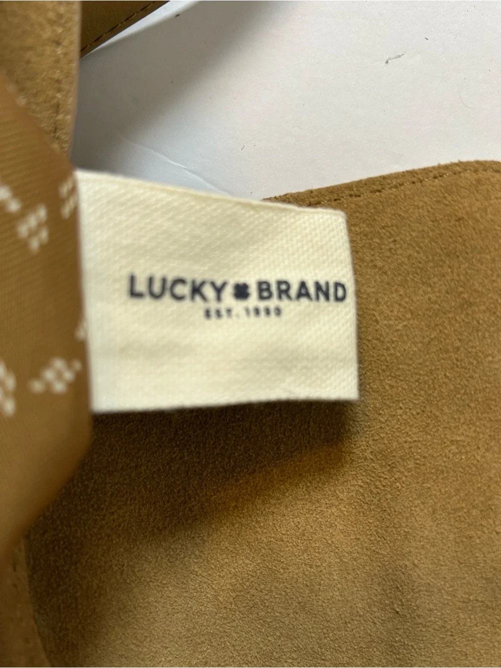NWOT Gorgeous Lucky Brand Tan Suede Hobo Bag with Ring Accent